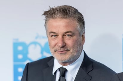 Alec Baldwin demanda a cuatro miembros de 'Rust'