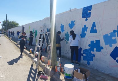 Asociación Emmanuel estrena mural hecho por voluntarios de Urban Paínt en Piedras Negras