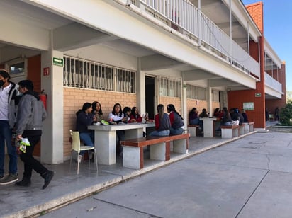 Escuela Normal filma documental de habilidades socioemocionales en niños 