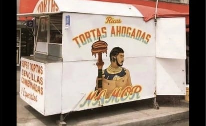 Con Namor y Tenoch Huerta, puesto de tortas desafía prohibición de rótulos en la Cuauhtémoc