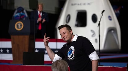 Trabajadores de SpaceX dicen que fueron despedidos ilegalmente por publicar una carta que criticaba a Elon