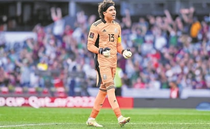 Qatar 2022: Las veces que Memo Ochoa se vistió de héroe en los mundiales: El portero mexicano atajó un penal al jugador polaco Robert Lewandowski, lo que evitó que Polonia abriera el marcador