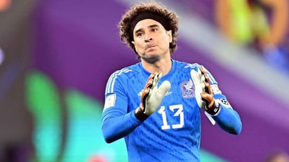 Prensa Argentina ve a Guillermo Ochoa como 'leyenda' y juego ante México como una final