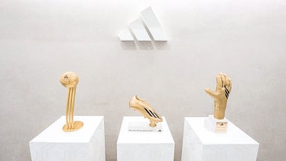 Adidas presenta los trofeos para los jugadores sobresalientes en Qatar 2022