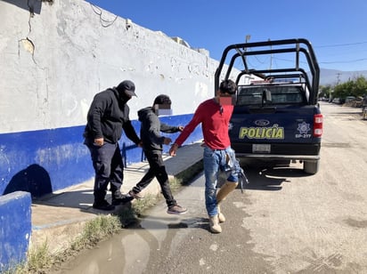 Asaltantes fueron detenidos en persecución en la colonia Guerrero de Monclova 