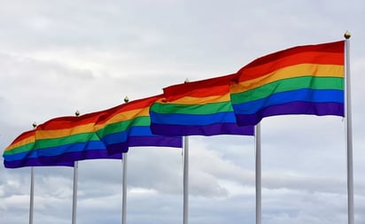 Rusia aprueba ley que prohíbe 'la propaganda' LGTB+ en medios de comunicación