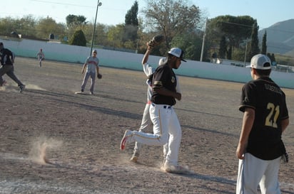 Torneo ‘Futuras Estrellas’ inicia en el 'Chacho Córdova'