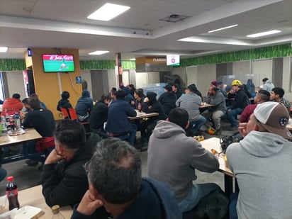 Obreros afiliados a CTM disfrutaron el partido México vs Argentina