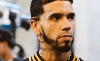 Qué hizo Anuel AA con el tatuaje del rostro de Karol G en su espalda: El cantante tomó una decisión que le costó lágrimas y dolores