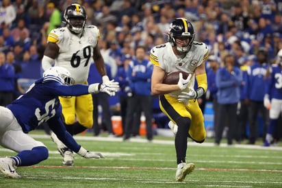 Steelers vence a Indianapolis Colts 24 -17 en el Monday Night Football