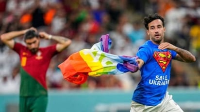 QATAR 2022: Mario Ferri, italiano que invadió la cancha, sale de la cárcel