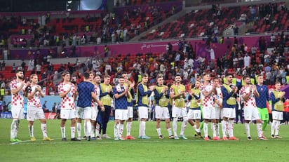 Croacia pasa a octavos como segunda opción