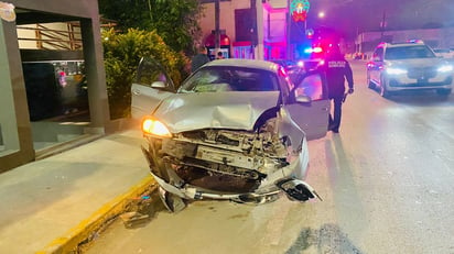 Dos menores resultan lesionados en aparatoso choque 