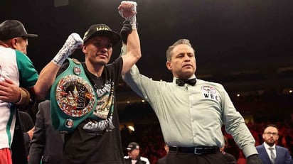 Gallo Estrada vence al Chocolatito González en trilogía por decisión mayoritaria