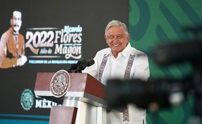 AMLO dice que trabajadores de Mexicana aceptaron entregar marca a nueva aerolínea del Ejército