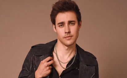 Jorge Blanco vuelve a la adolescencia con especial de 'Violetta'