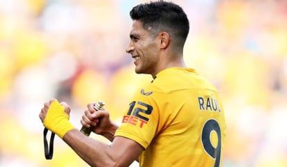 Raúl Jiménez regresó con Wolves y se acabó el amor