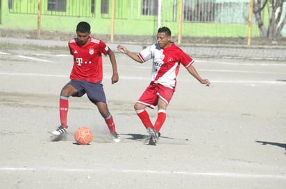 El Lazzer Junior cayó ante los Rayos por 4-2 en el fútbol de Castaños que coordina Tony Lara