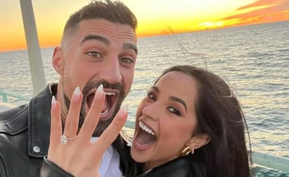 ¡Becky G se casa!, la cantante recibe anillo de compromiso