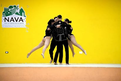 Nava realiza curso taller de salsa, merengue y tango