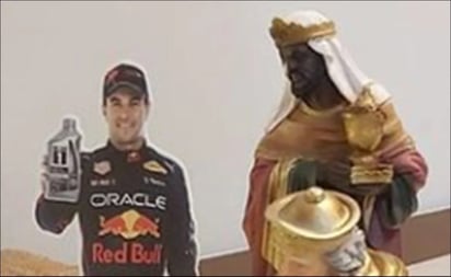 ¡Como si fuera Rey Mago! Checo Pérez fue colocado en un nacimiento junto a Melchor, Gaspar y Baltasar