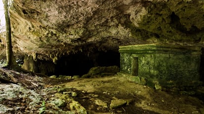 La construcción de un tren turístico en México está revelando artefactos mayas asombrosos... para luego destruirlos