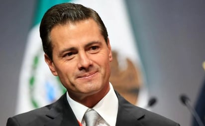 Más delgado y con nuevo rostro, así luce Enrique Peña Nieto en foto de revista Hola