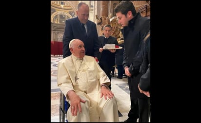 Samuel García invita al Papa Francisco a visitar Nuevo León