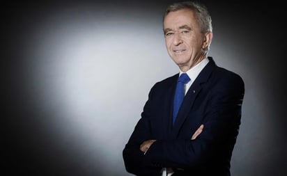 ¿Quién es Bernard Arnault, el hombre que destrono a Elon Musk como el hombre más rico del mundo?