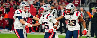 Acarreo de Pierre Strong y los Patriots se alejan en el marcador