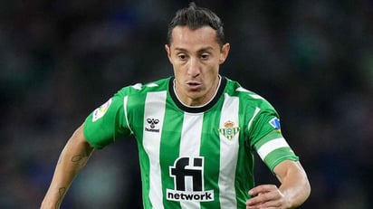 Andrés Guardado quiere renovar con el Betis aunque siente que se acerca el final de su carrera