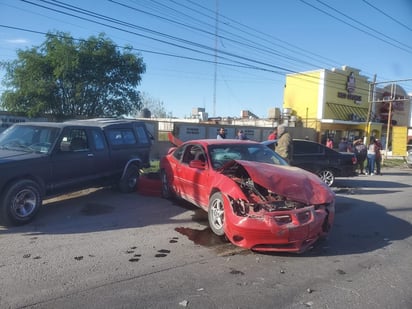 Buscan a sujeto que robó y después destrozó un automóvil en PN