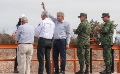 AMLO inaugura primera etapa del sistema de riego en Nayarit; distribuirá agua a más de 40 mil héctareas