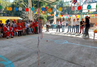 Academia ofrece festejo de inclusión a alumnos del CAM 