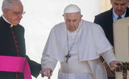 'Ya he firmado mi renuncia' en caso de impedimento médico: Papa Francisco