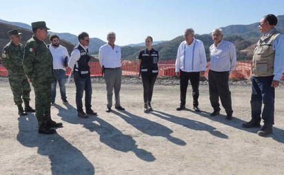 AMLO supervisa presa Santa María, en Rosario, Sinaloa