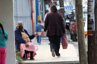 Pedigüeños abundan en Zona Centro y avenidas locales