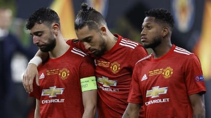 ¡Manchester United perderá la cabeza! Una millonada por dos volantes