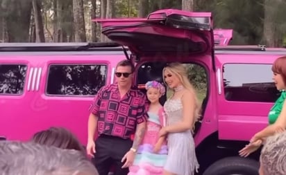 La fiesta 'Barbie' que organizó Canelo para su hija menor