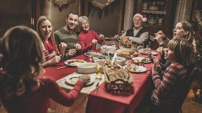 Enfermos no deben ir a cenas navideñas