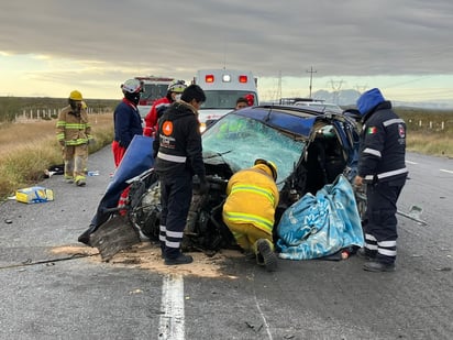 Mujer pierde la vida en encontronazo en la carretera Monclova-Monterrey