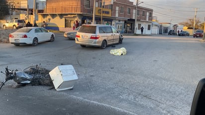 Repartidor de comida pierde la vida al chocar en Monclova 