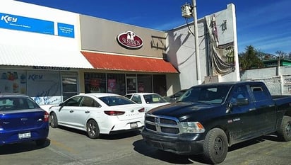 Roban pastelería en Piedras Negras; ya investigan los videos de cámaras cercanas