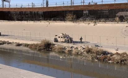 Extienden malla ciclónica en la frontera de Ciudad Juárez y El Paso