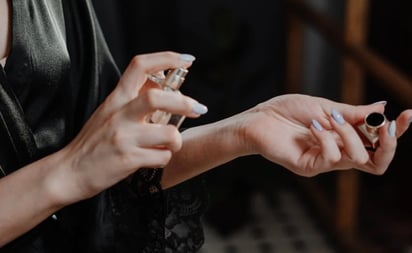 El perfume que huele 'a diosa' y que se agotó gracias a TikTok