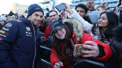 Checo Pérez quedó quinto Mejor Piloto de F1 jefes