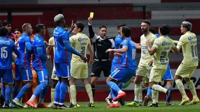 Conato de bronca y grito homofóbico en el Cruz Azul vs. América de la Copa por México