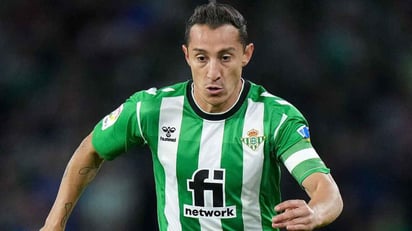 Andrés Guardado jugó todo el juego con el Betis en empate ante Athletic