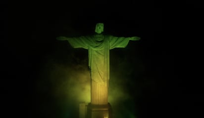 Maracaná y el Cristo Redentor se pintan  como homenaje 