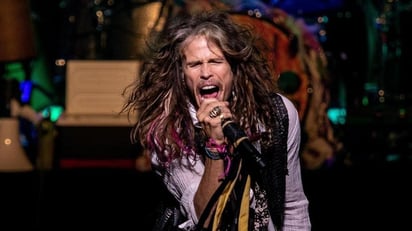 Mujer acusa al cantante Steven Tyler de agresión sexual